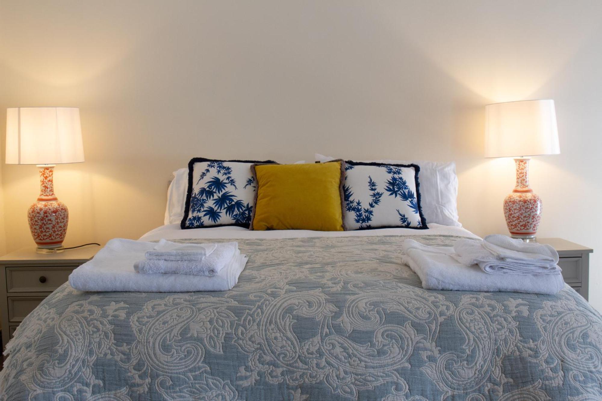 Hill House Lodge Sleeps 6 Overlooking The Rock Of Cashel Кашел Екстериор снимка